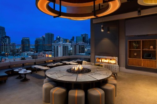 Courtyard by Marriott San Diego Gaslamp/Convention Center - image 30