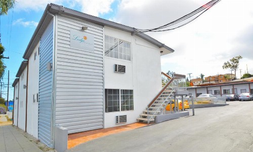 Lodge at 32nd - image 10