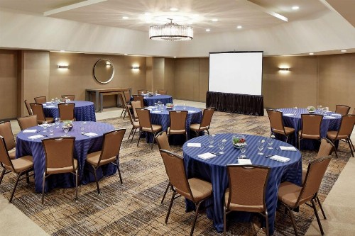 Hilton Garden Inn San Diego Mission Valley/Stadium - image 5