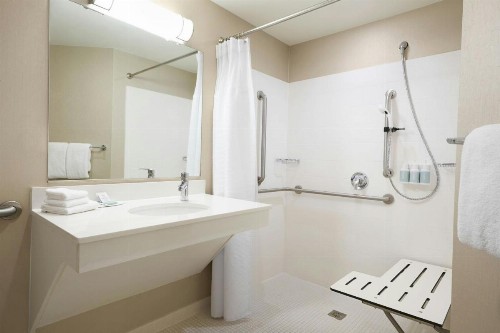 SpringHill Suites by Marriott San Diego Downtown/Bayfront - image 23