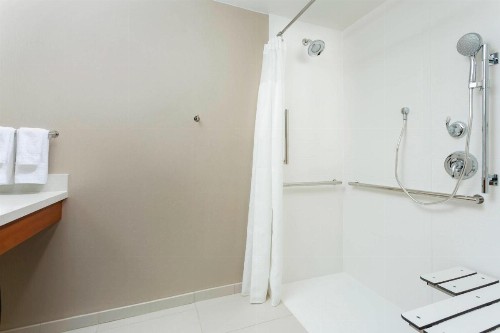 SpringHill Suites by Marriott San Diego Mission Valley - image 20