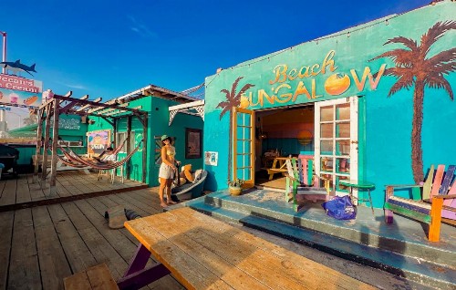 ITH Beach Bungalow Surf Hostel San Diego - image 10