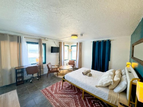 ITH Beach Bungalow Surf Hostel San Diego - image 18