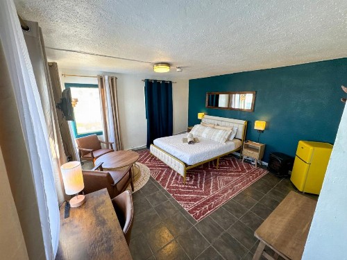 ITH Beach Bungalow Surf Hostel San Diego - image 25