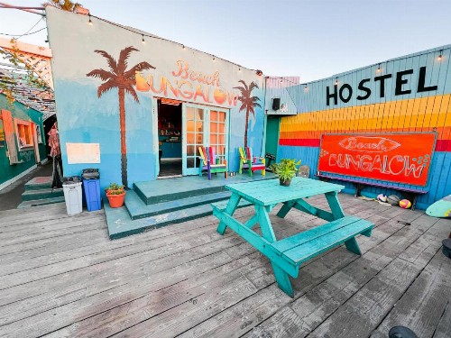 ITH Beach Bungalow Surf Hostel San Diego - image 5