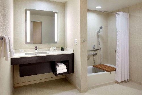 Homewood Suites by Hilton San Diego Downtown/Bayside - image 32