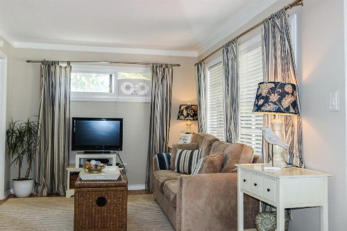 La Jolla Cottage - image 8