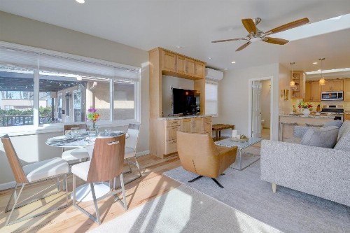 Beach Park Getaway - image 6