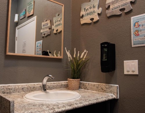 California Dreams Hostel - Pacific Beach - image 2