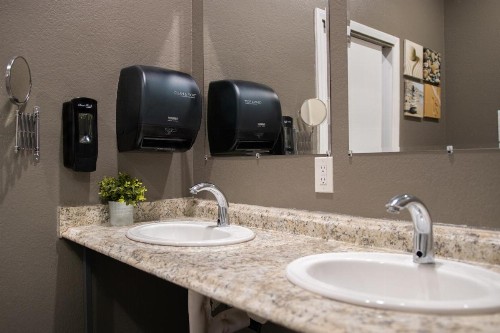 California Dreams Hostel - Pacific Beach - image 31