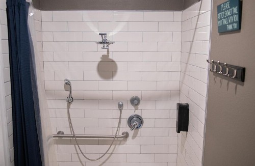 California Dreams Hostel - Pacific Beach - image 32