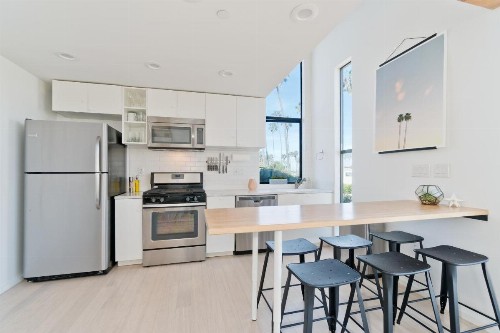 Modern Beach Home Steps To The Sand - image 9