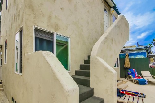 Manhattan Shores 1B Home - image 9