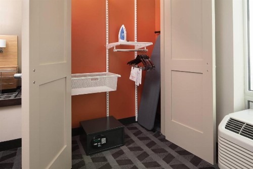 TownePlace Suites by Marriott San Diego Downtown - image 18