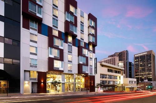 TownePlace Suites by Marriott San Diego Downtown - image 2