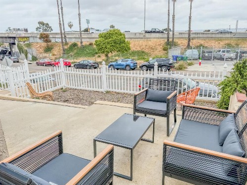 3bd Little Italy Cottage A++ Location - image 12
