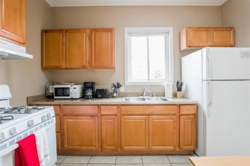 3bd Little Italy Cottage A++ Location - image 8