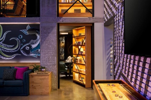 Moxy San Diego Gaslamp Quarter - image 14