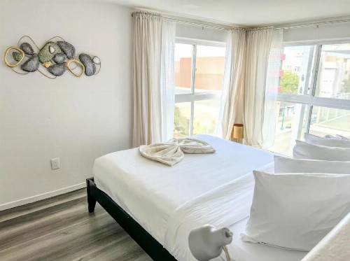 Little Italy Modern Lofts - image 12