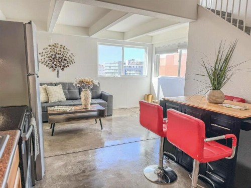 Little Italy Modern Lofts - image 26