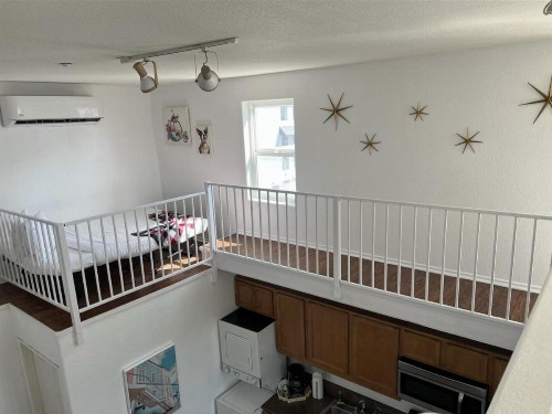 Little Italy Modern Lofts - image 7