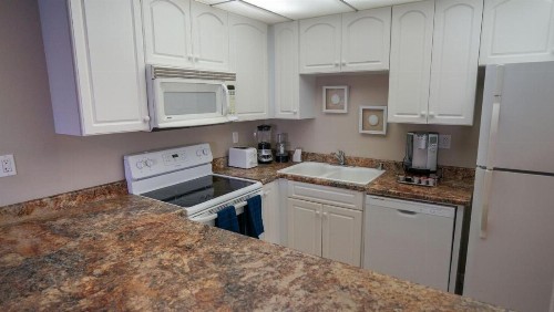 4465 Ocean Blvd - image 7