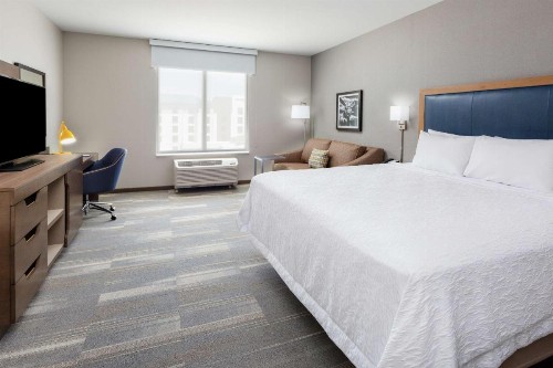 Hampton Inn & Suites San Diego Airport Liberty Station - image 15