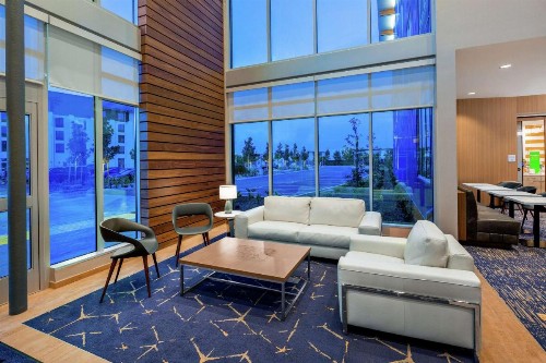 Hampton Inn & Suites San Diego Airport Liberty Station - image 40