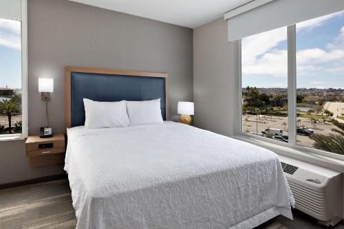 Hampton Inn & Suites San Diego Airport Liberty Station - image 45