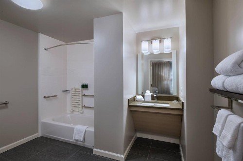 TownePlace Suites by Marriott San Diego Airport/Liberty Station - image 21