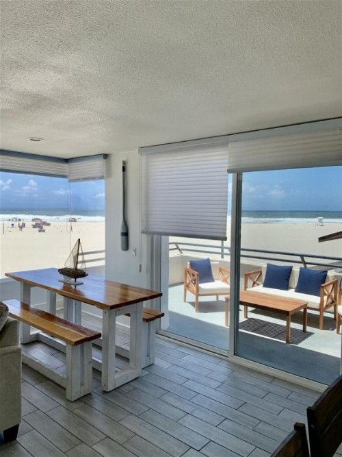125-Fun in the Sun Penthouse - image 9
