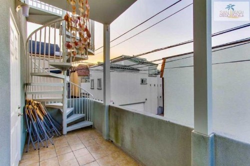 200-Surf Stars Penthouse - image 15