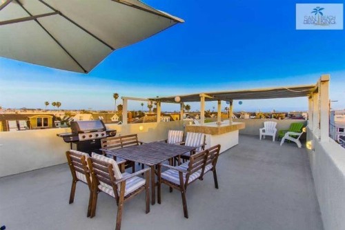 200-Surf Stars Penthouse - image 20