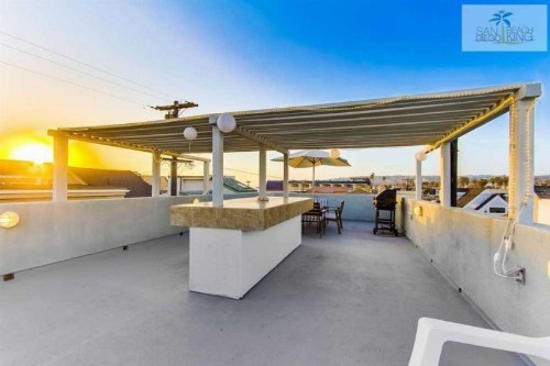 200-Surf Stars Penthouse - image 25
