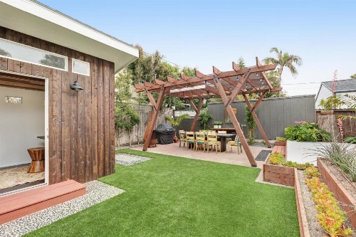 Ocean Beach Luxury - image 12