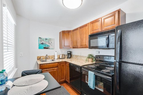 Cortez Hill - image 11