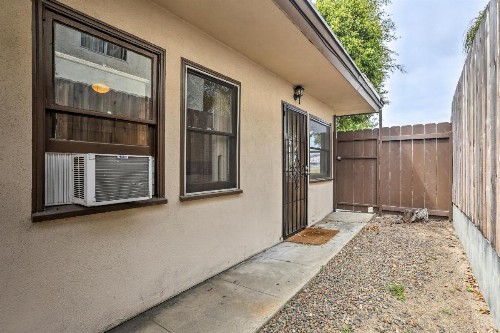 Walkable Pacific Beach Apt-Less than 1 Mi to Pier - image 12