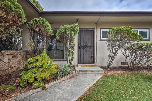 Walkable Pacific Beach Apt-Less than 1 Mi to Pier - image 9