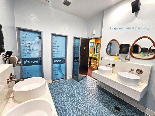 Gaslamp Hostel - image 28