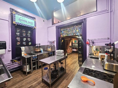 Gaslamp Hostel - image 46