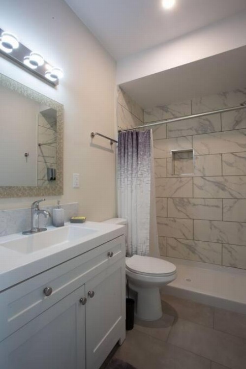 Luxurious Design One Bedroom Apt near Balboa Park - image 23