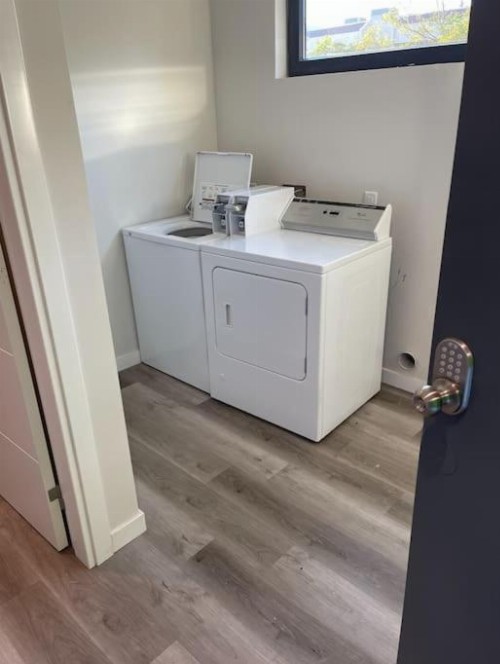 Luxurious Studio in Heart of San Diego w Cali King - image 28
