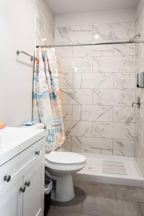 One Bedroom Apartment with Luxurious Furnitures - image 23