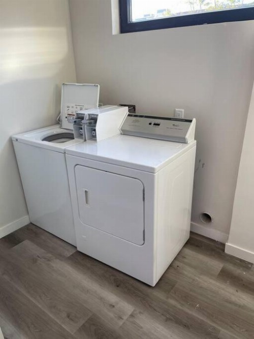One Bedroom Apartment with Luxurious Furnitures - image 32