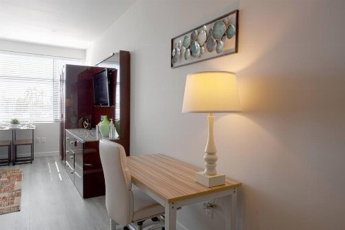 Spacious 1 Bedroom Apartment in Balboa Park - image 10