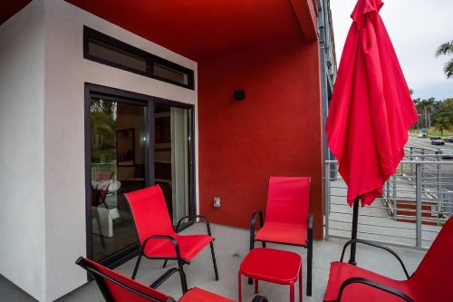 Explore Balboa Park From Your Cozy Studio w Patio - image 2