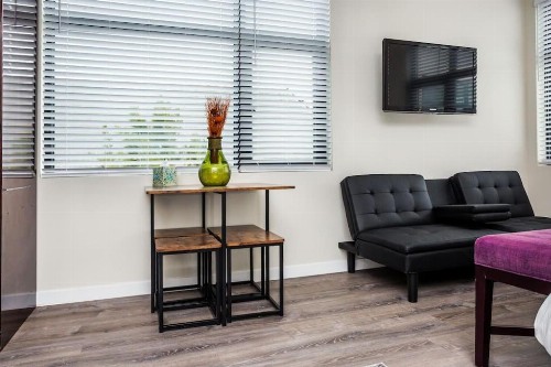 Next to San Diego Downtown - Cali King Size Studio - image 25