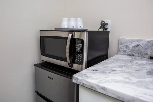 Modern Luxurious and Prime location All in One - image 29