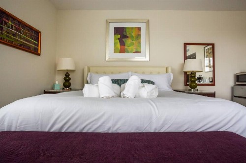 Modern Luxurious and Prime location All in One - image 31