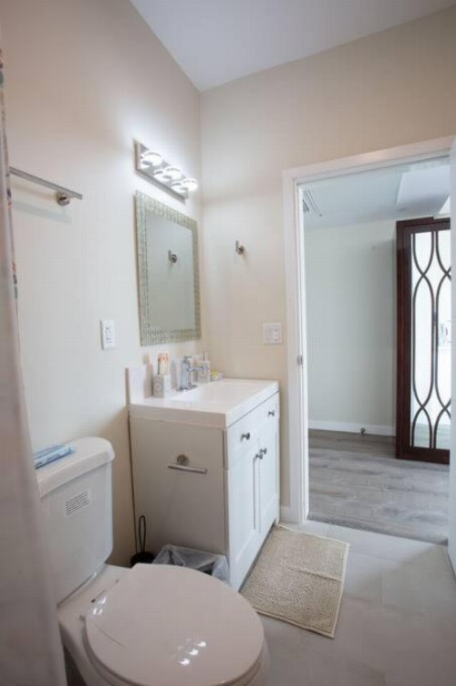 Premier Location with Great Scenic Downtown View - image 23